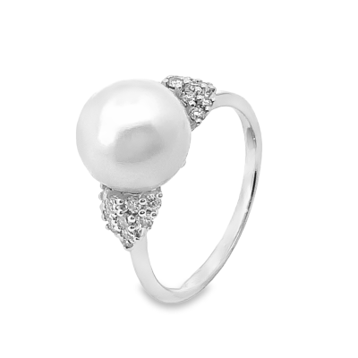 Anel perola e diamantes